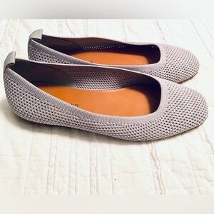 Lucky Brand Daneric light gray ballerina shoe women’s size 6.5